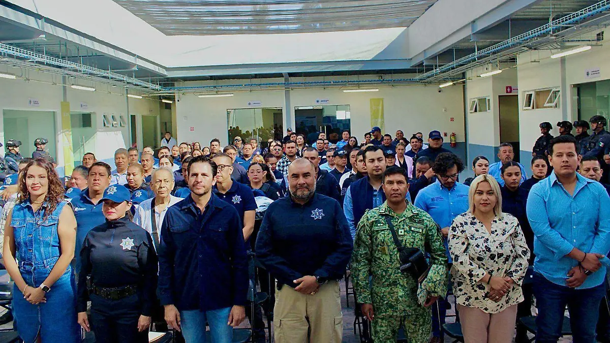 Uniformes Policías de Apaseo el Grande 