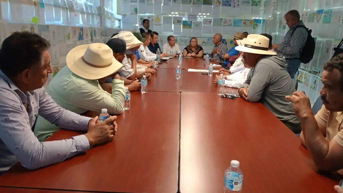 Reunión con el estado.