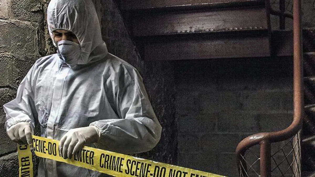 Forensics-Ultraviolet-Inspection