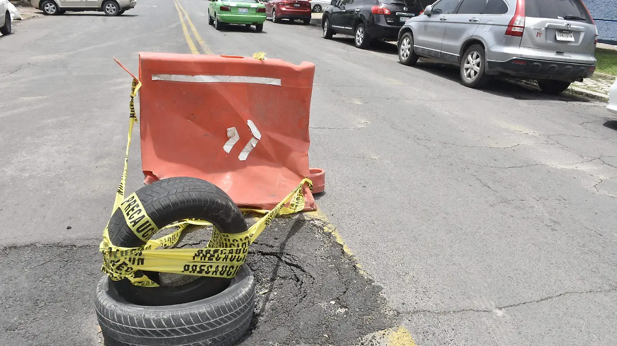 socavon en jardines de celaya (1)