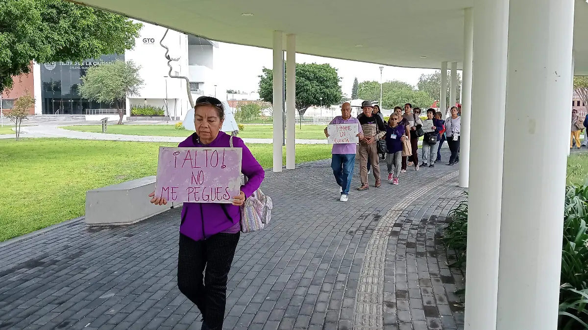 marcha adultos mayores