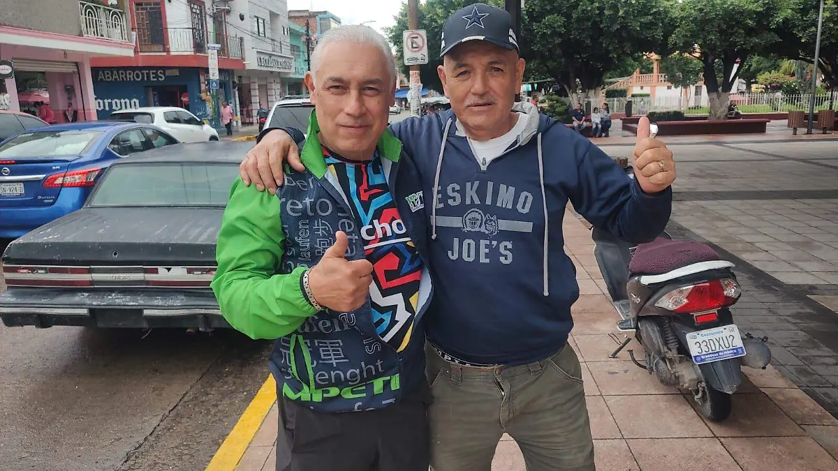 Los organzadores...