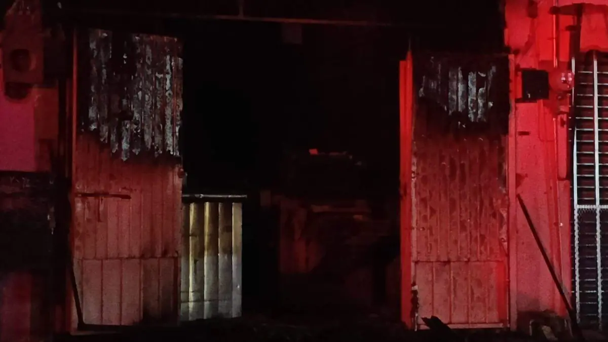 Arde tortillería en col. Girasoles, Celaya2