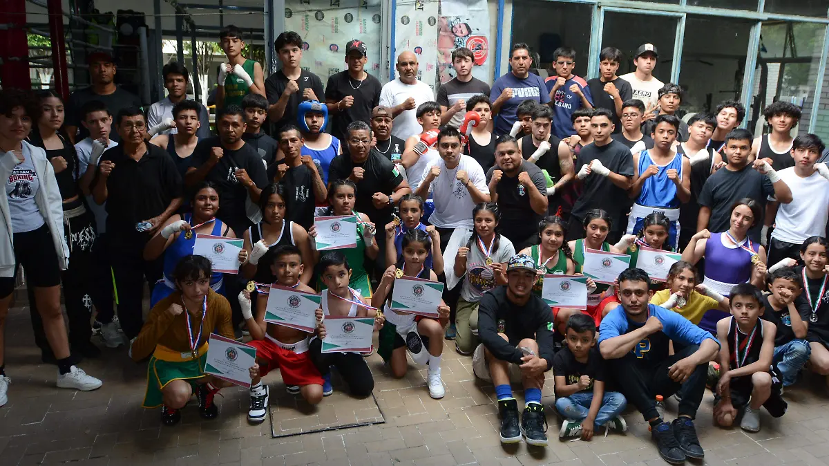 “Esto es la Guerra”, así las llamó el organizador las peleas.