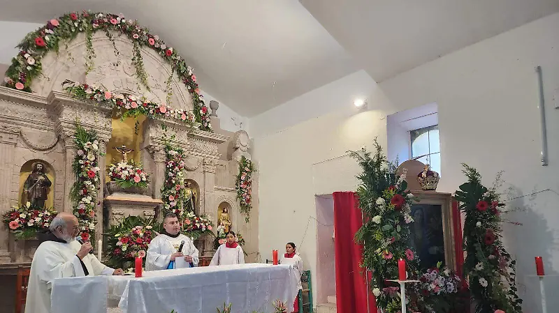 CORONACIÓN de la Virgen de los Dolores en Jerécuaro3