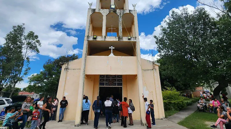 CORONACIÓN de la Virgen de los Dolores en Jerécuaro4