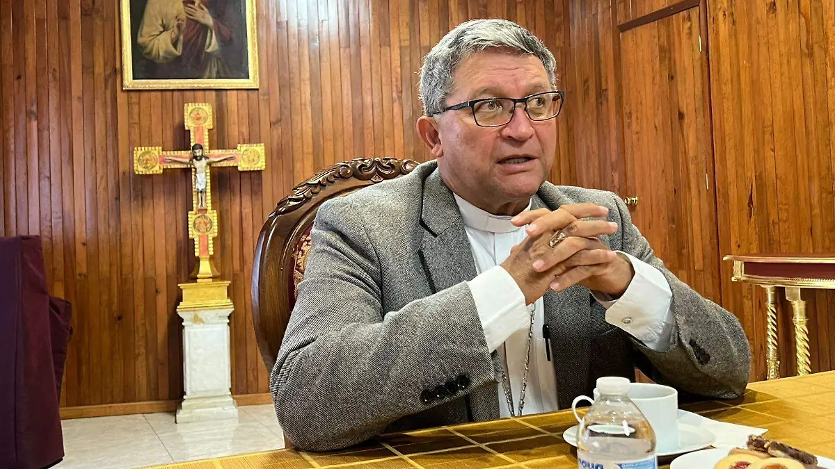Da su opinión, el obispo de la diócesis de Celaya, Víctor Alejandro Aguilar Ledesma, respecto al primer informe de gobierno de Juan Miguel Ramírez Sánchez