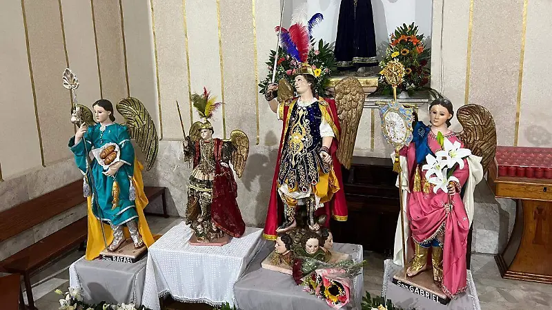 Durante dos meses la imagen de los tres arcángeles recorrieron alrededor de 80 casas en Celaya