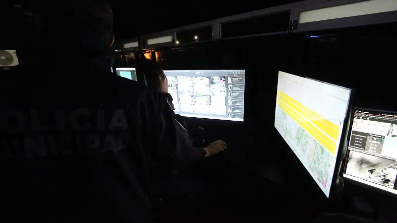 El Centro de Mando y Monitoreo concentra la información y coordina la respuesta de las corporaciones.