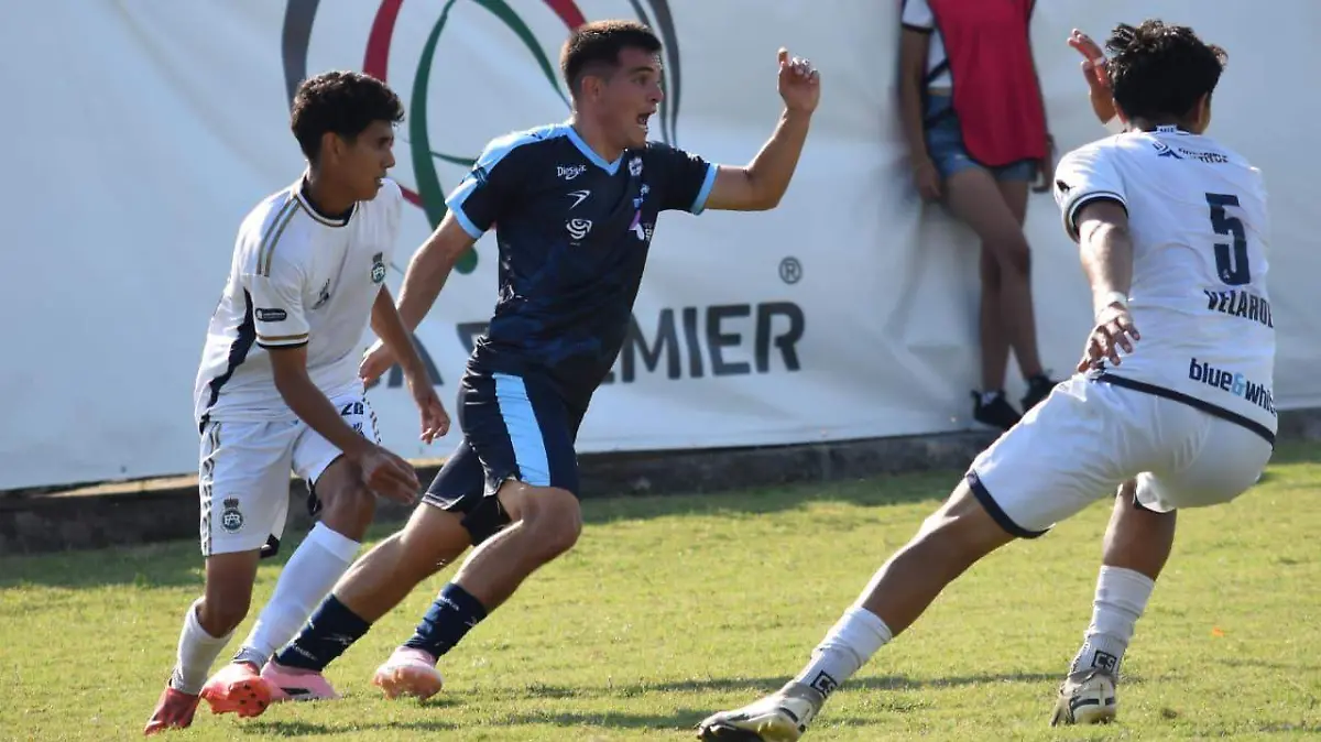 Lobos ULM dirigidos por Aquivaldo Mosquera