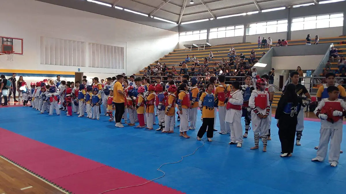 Fogueo de la liga municipal de taekwondo “Esperanza Celayense”