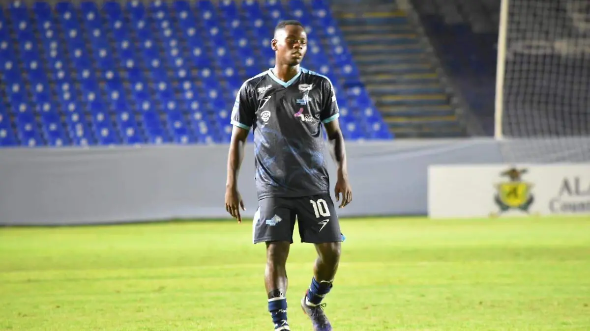 Colombiano Jonathan González de los Lobos ULM