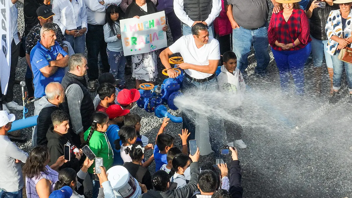 Inauguran pozo en SMA; abastecerá a 7 localidades (2)