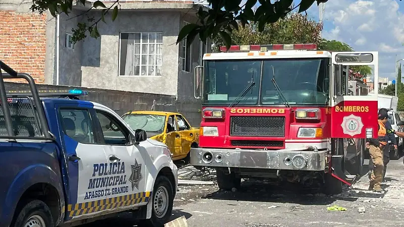 Elementos de Bomberos