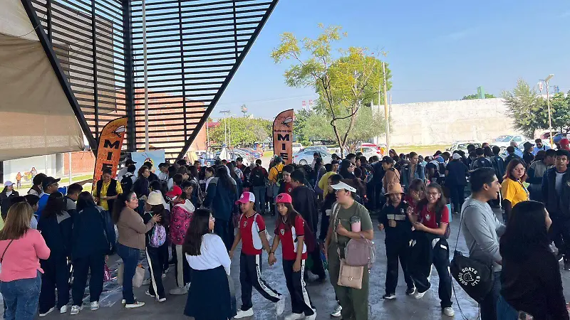 Cientos de niños se dieron cita en las instalaciones del parque fundadores 450 de Celaya, con el objetivo de crear un mejor medio ambiente para la ciudad