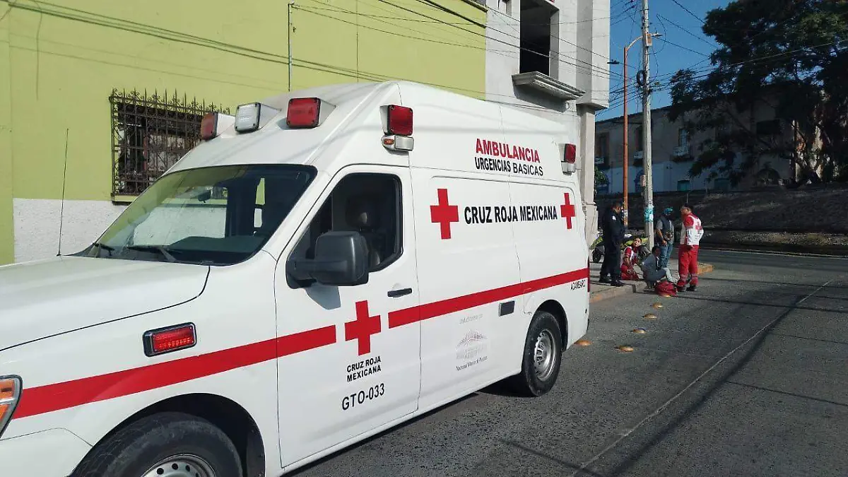 Una mujer de 50 años sufre fuerte caída