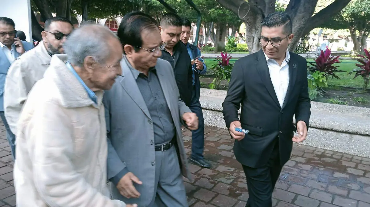 Juan Miguel Ramírez Sánchez alcalde de Celaya pide a sus directoras y directores que hagan un presupuesto social y no de tantos programas.