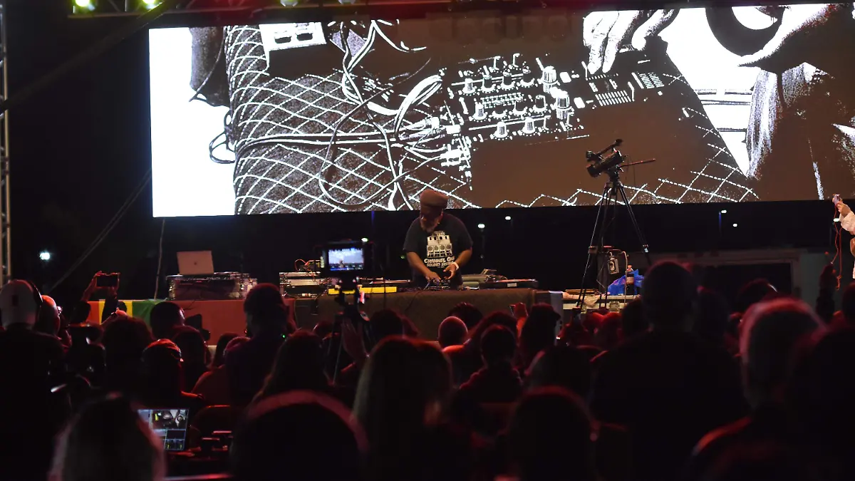 FIC, concierto de Channel One Sound System en Celaya