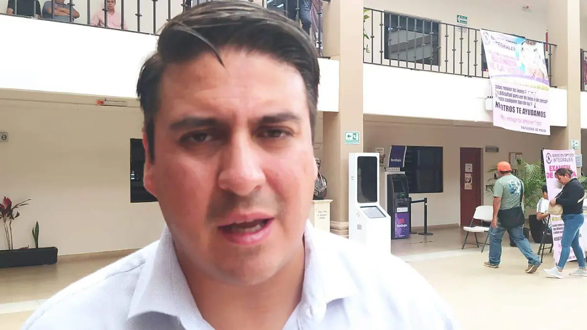 Daniel Nieto Martínez, secretario del Ayuntamiento, informó que se lanzará una segunda convocatoria para la elección del comité del agua de Rincón de Tamayo.