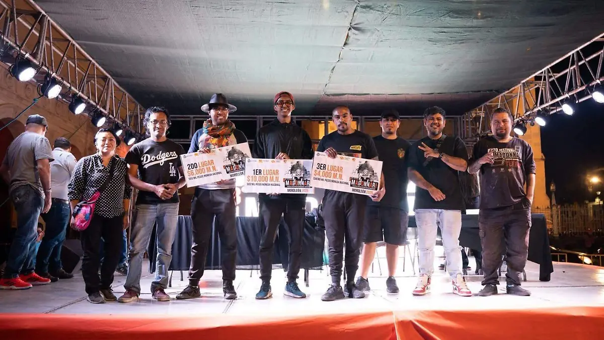 Triunfan acambarenses con madonnari en Moroleón (2)