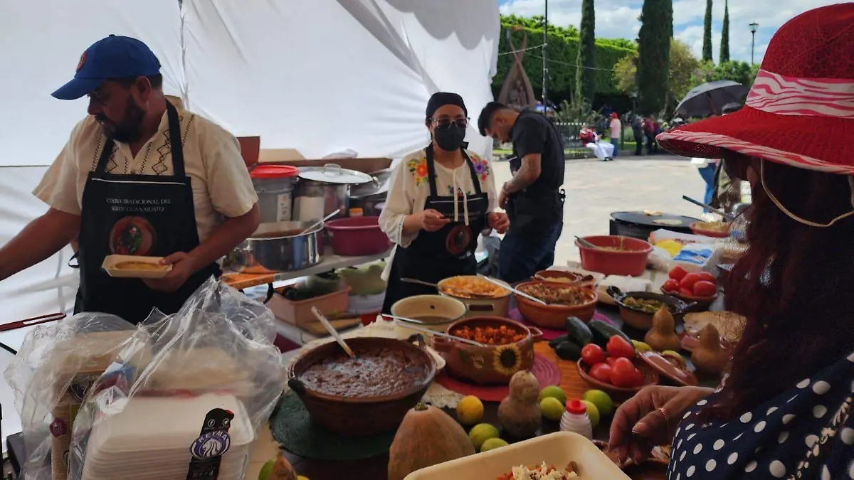 Participaron 10 cocineras de la región.