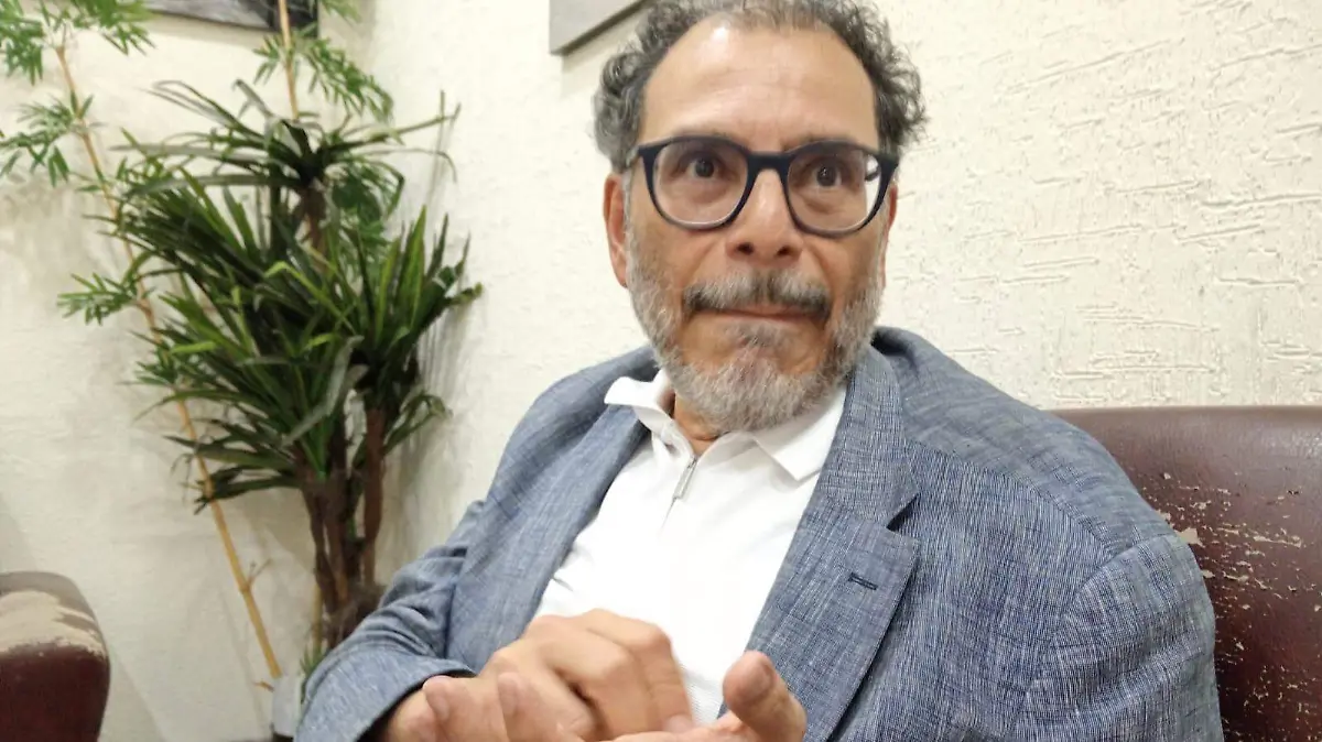 El doctor Salvador Estrada 