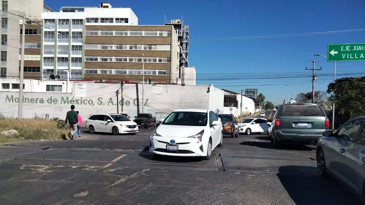 A última hora Bachoco aceptó pagar a 4 mil 500 pesos tonelada de sorgo, y se comprometió con los productores agrícolas adquirir de 70 a 80 mil toneladas de dicho grano en Guanajuato.
