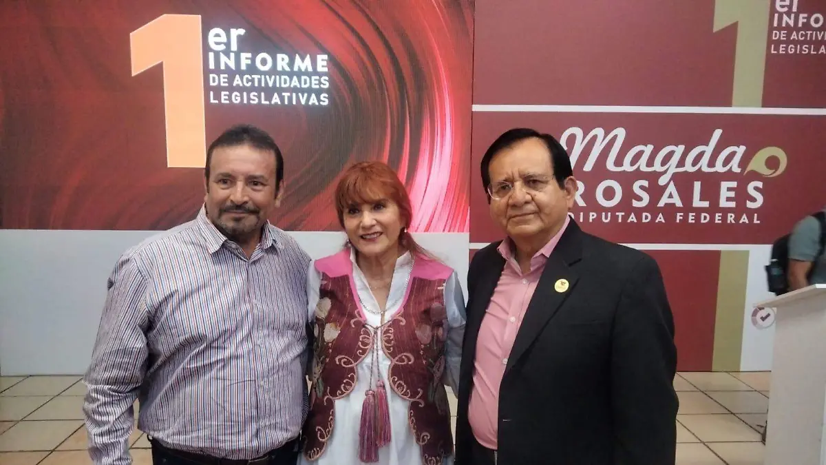 Alcalde Juan Miguel Ramírez Sánchez y la diputada Magdalena Rosales