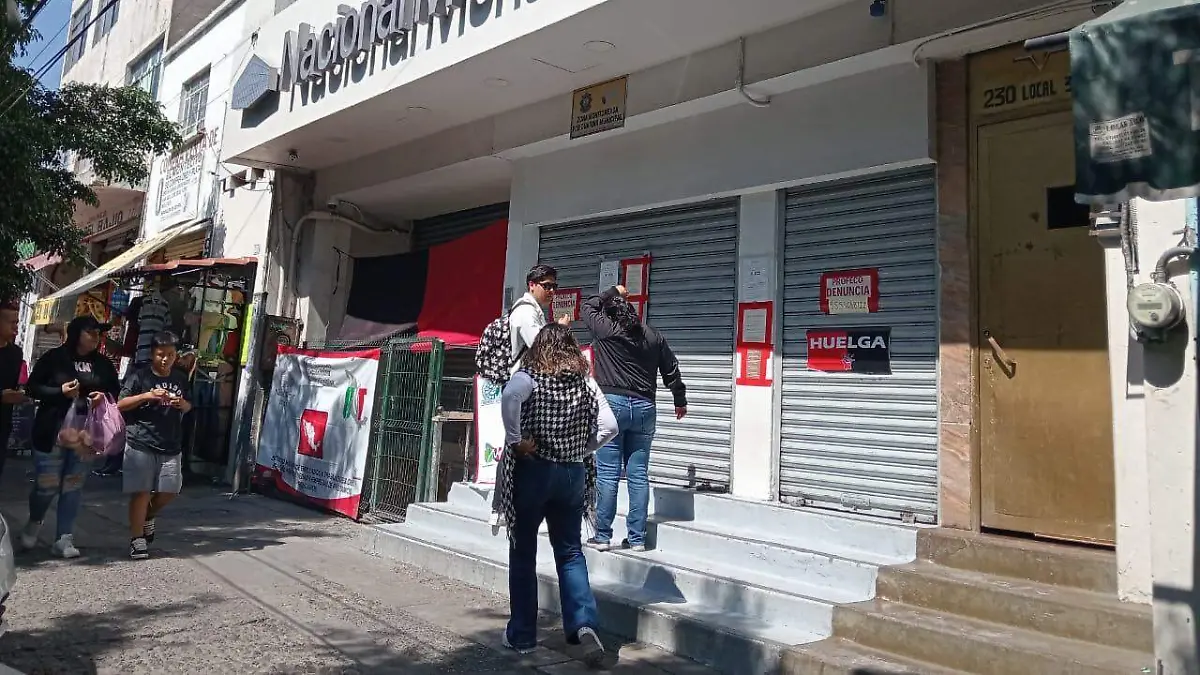 A casi un mes y medio de la huelga