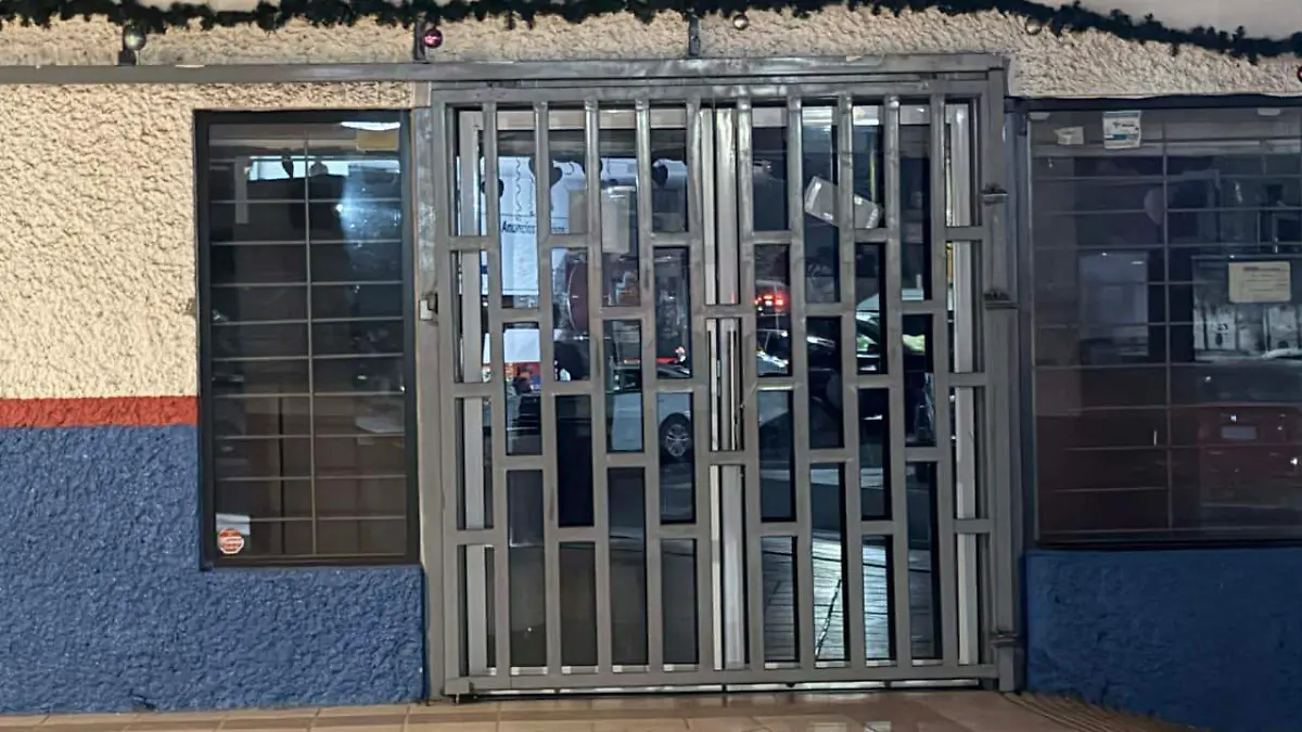 Los asaltantes se llevaron joyas y celulares.