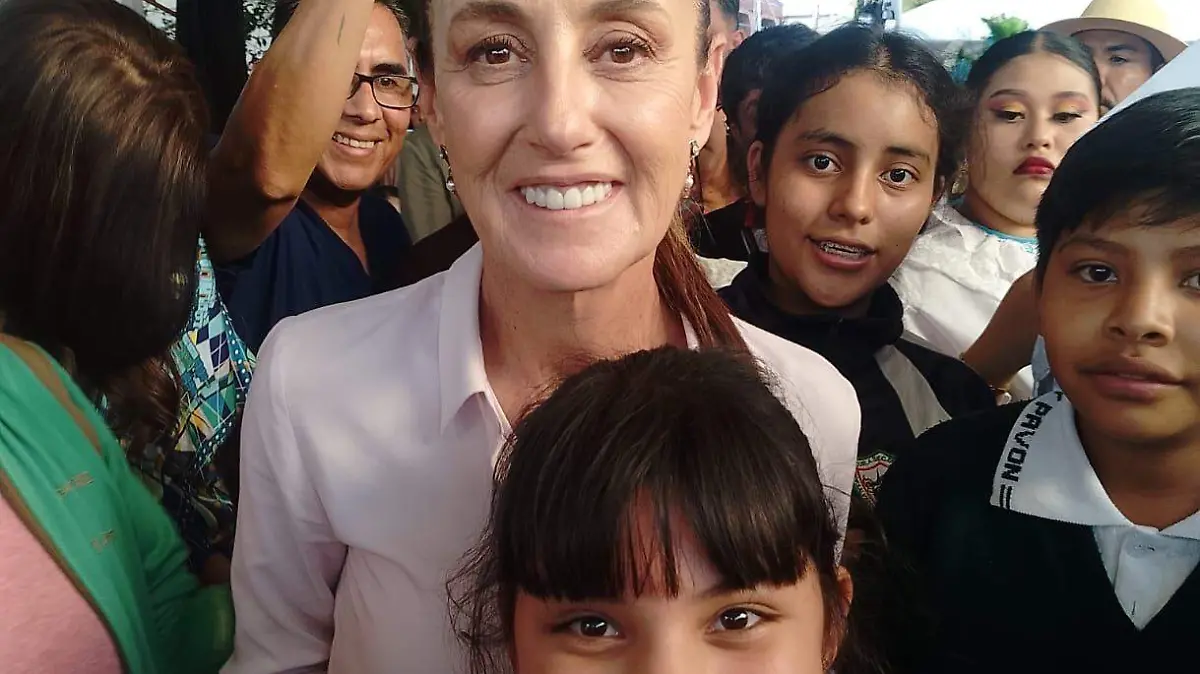 Sofía Vianey rumbo a Olimpiada de Ciencias VNSJ en China 3