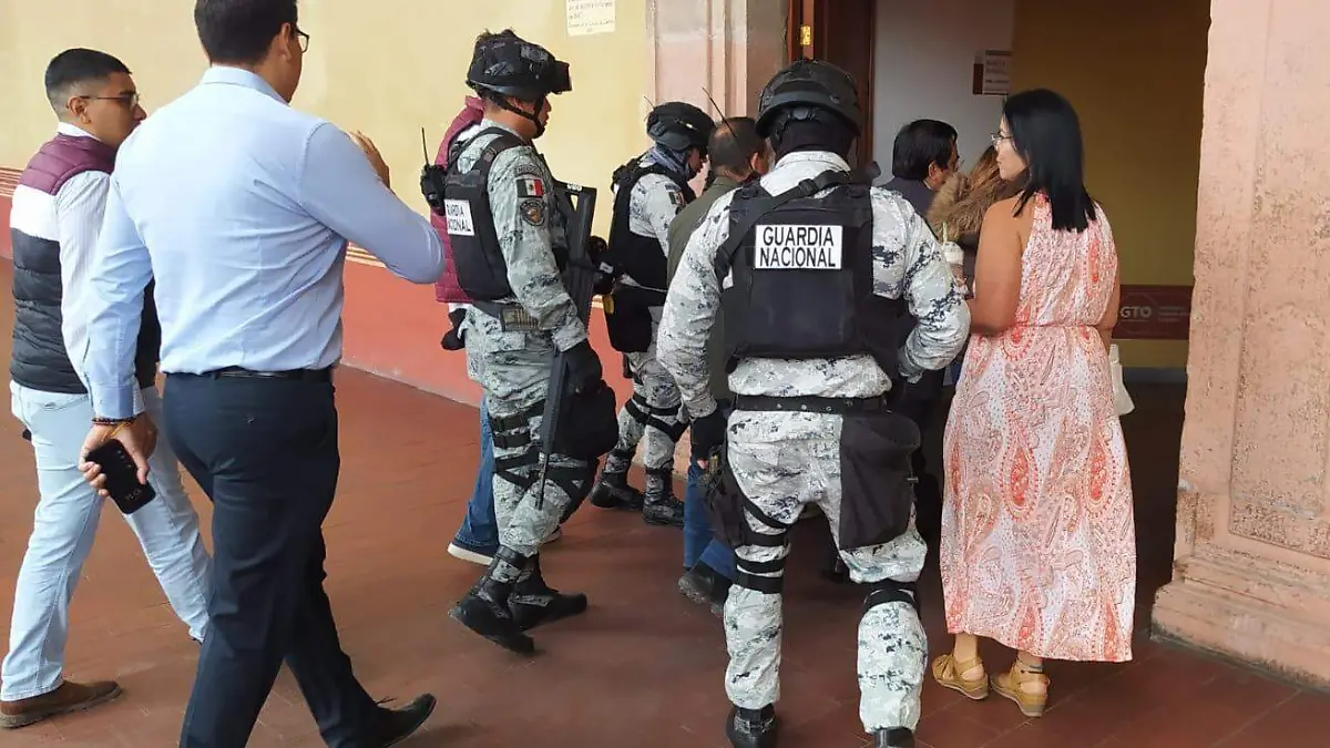 Riña entre Guardias Nacionales origina movilización; el alcalde de Celaya señaló que son sus mandos quienes sancionarán, porque no dependen del municipio.