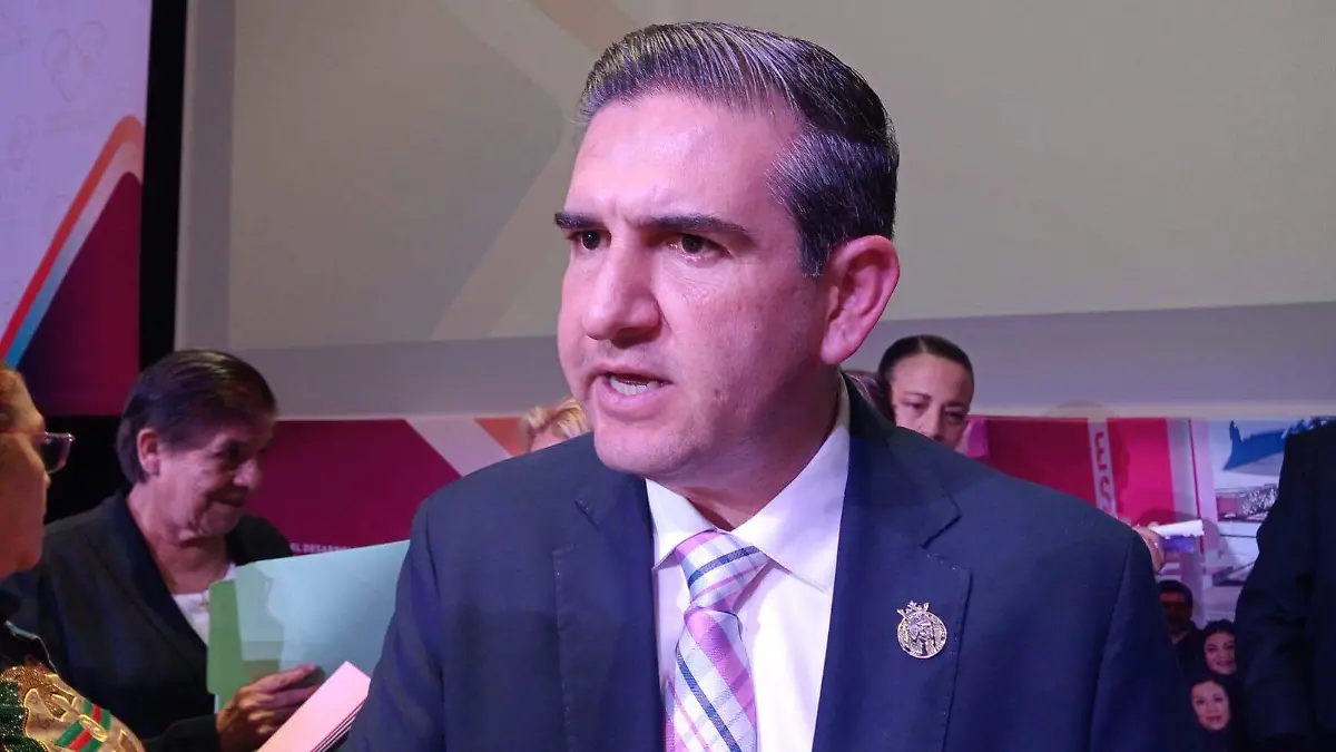 El director general del Sistema DIF Estatal