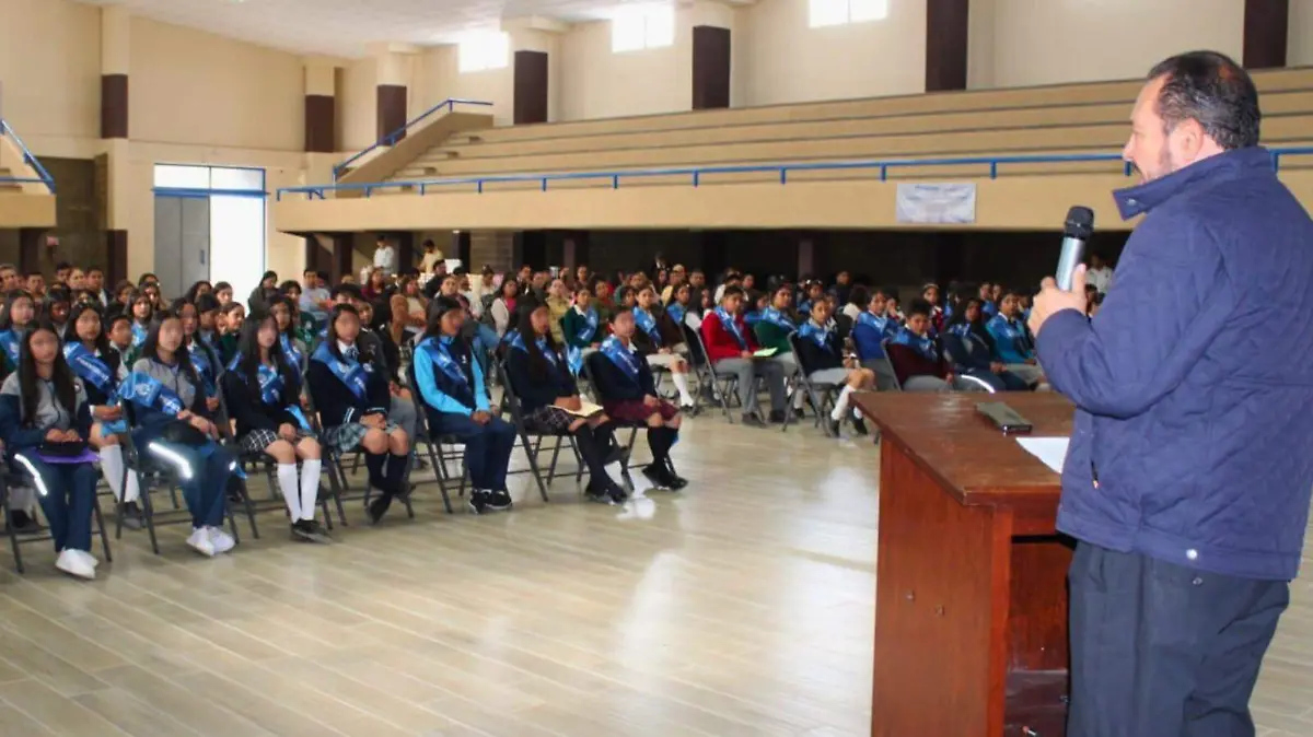 ESTUDIANTES Dolores Hidalgo 2