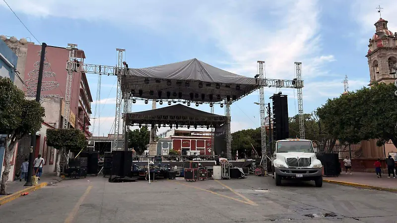 Cierres viales por eventos decembrinos en Calzada Independencia, Celaya