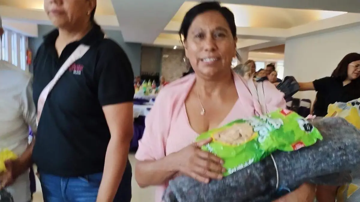 Se queda la certeza de que lo reciben los que realmente lo necesitan, y no se venden como lo denuncian los mismos vecinos de las localidades, dijo la directora del DIF