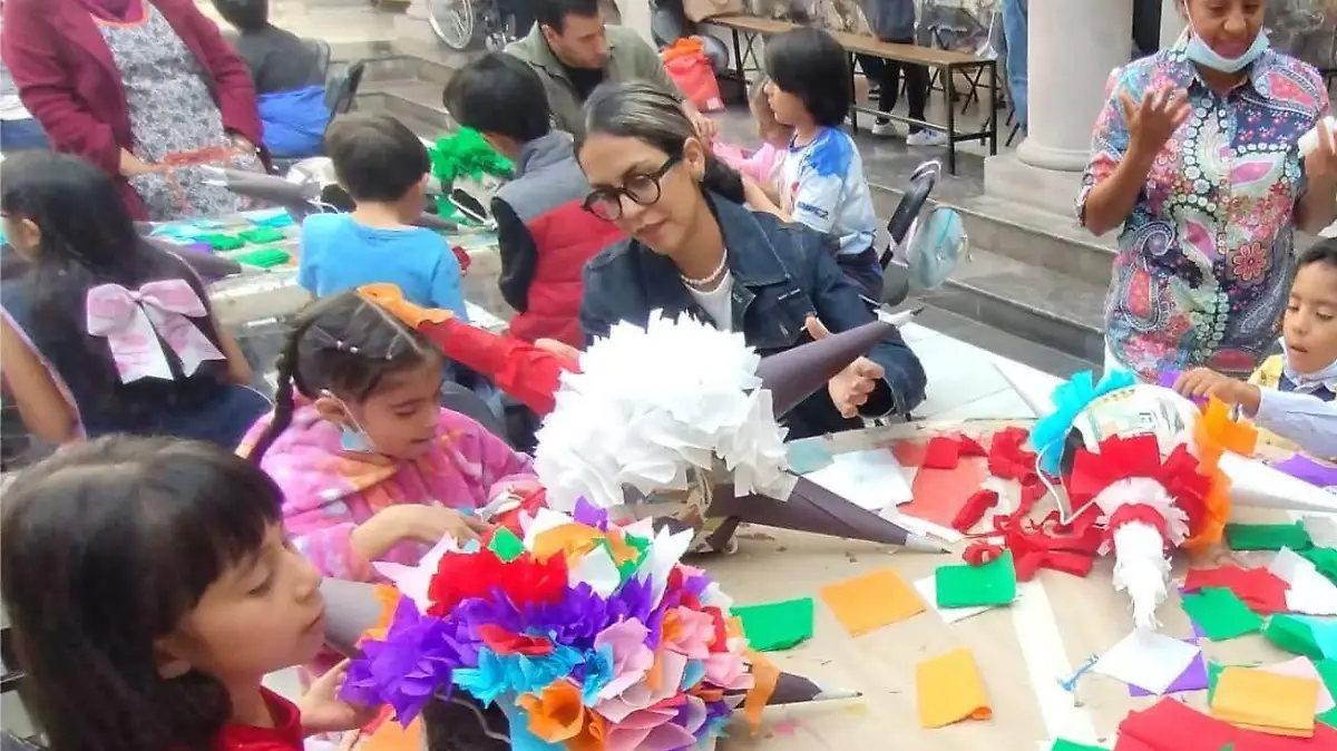 El Museo de Arte de Celaya Octavio Ocampo invita a participar en el taller Infantil: Elaborando mi piñata navideña