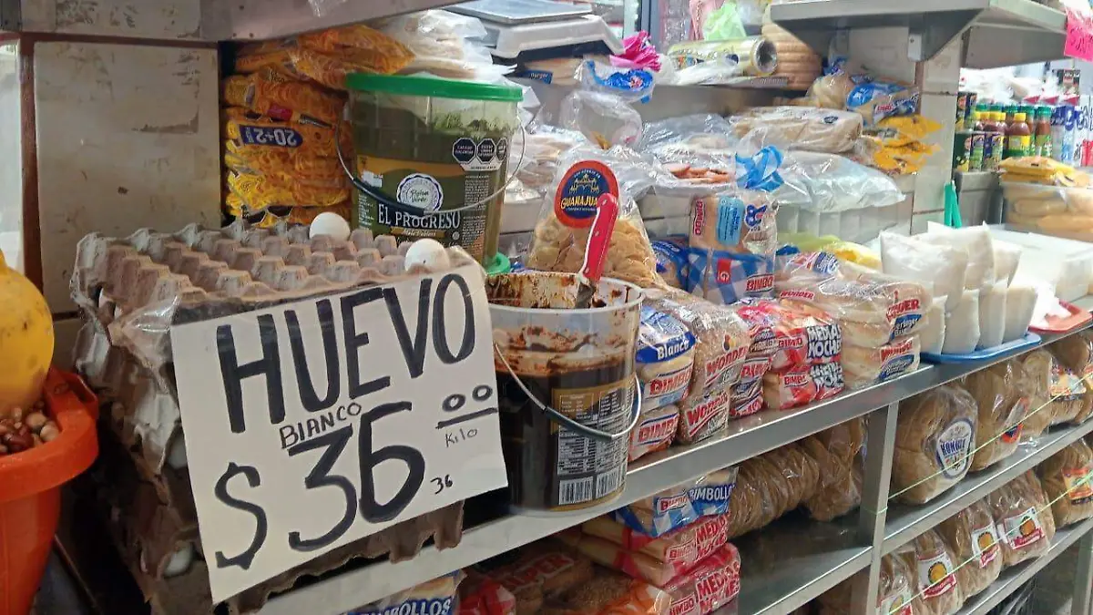 En algunas colonias y comunidades el huevo ya se vende hasta en 50 pesos por kilo.