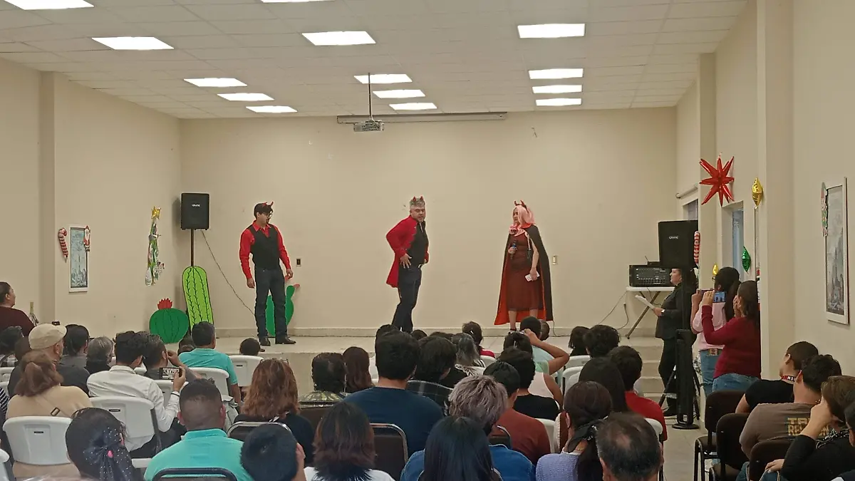 El auditorio de dicho centro fue sede para la presentación de la pastorela.