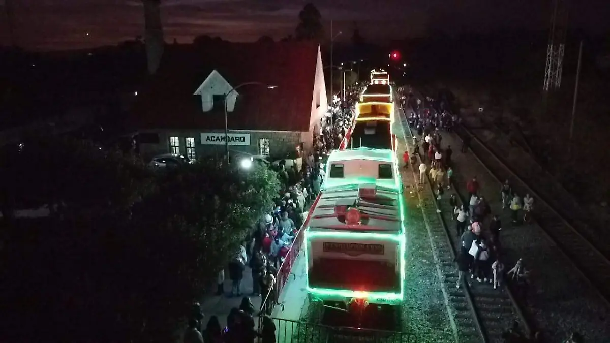 Visita el Tren Navideño a Acámbaro.
