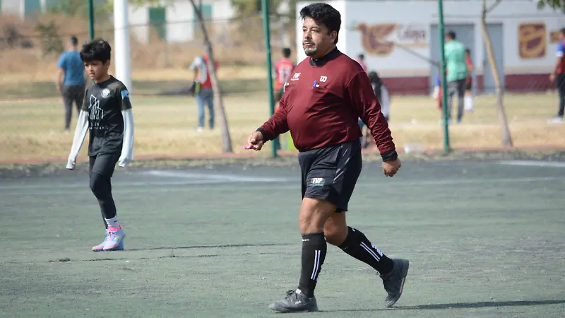 Tiene 12 años en esta profesión.