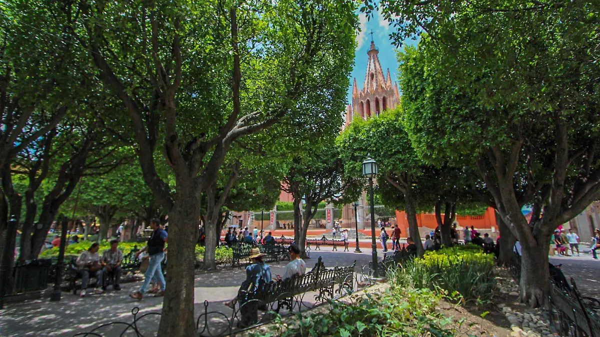El Centro Histórico de San Miguel de Allende concentra una alta presencia de residentes extranjeros y mexicanos 