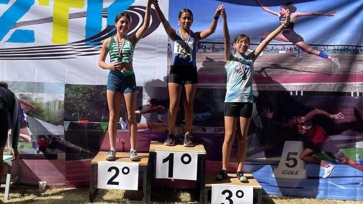 Los atletas siguen los pasos de su compañera Sabrina Salcedo García.