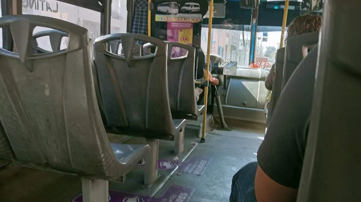 El servicio del transporte público sigue siendo deficiente 