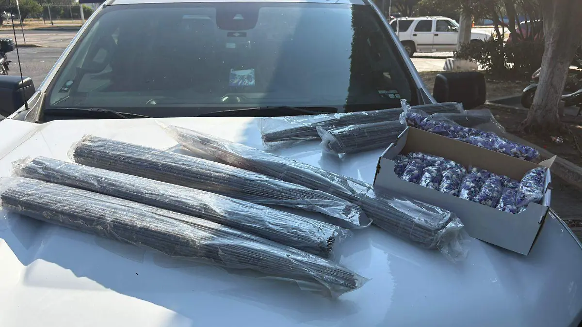 20 kilos fueron asegurados en un vehículo en Av. Torres Landa 