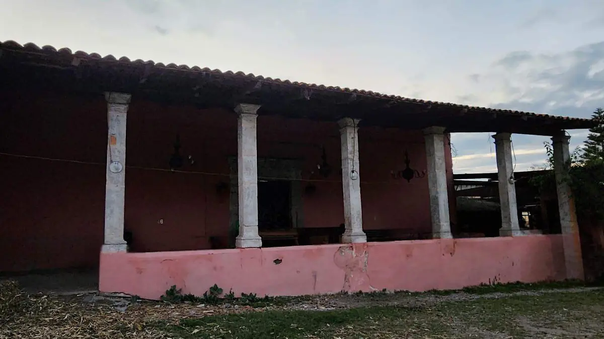 Durante años la hacienda fue propiedad de Catalina Gómez de Larrondo y Juan Bautista Larrondo.