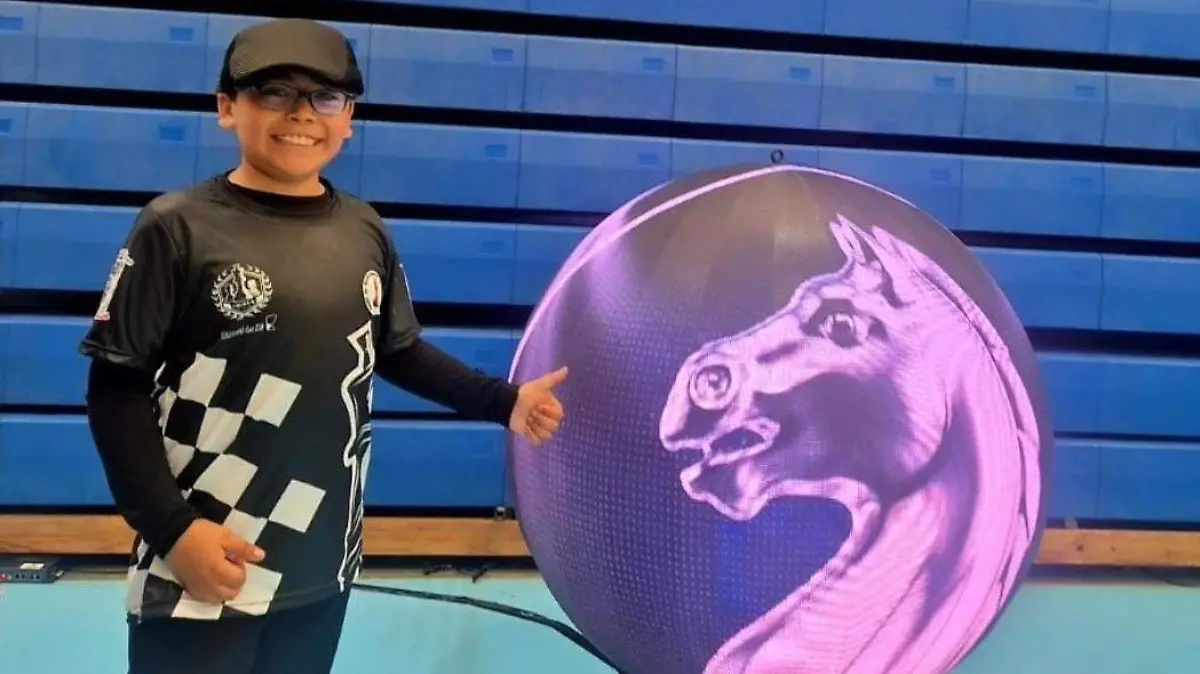 Lander Ruiz, apasionado por el ajedrez.