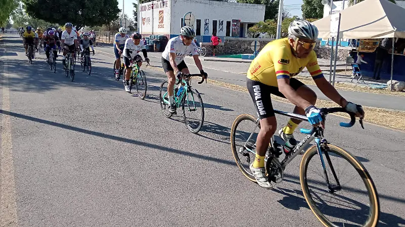 Pedalearon durante 45 minutos. 