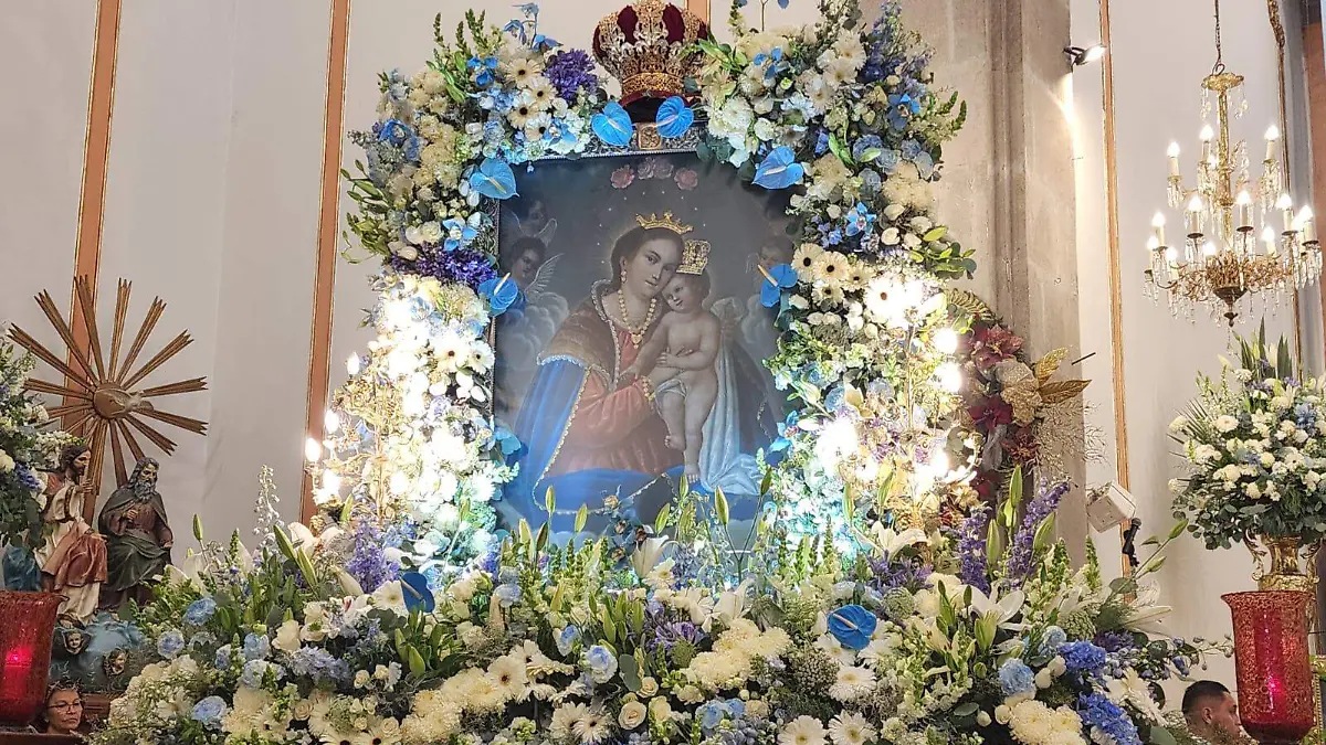 Coronación (2)