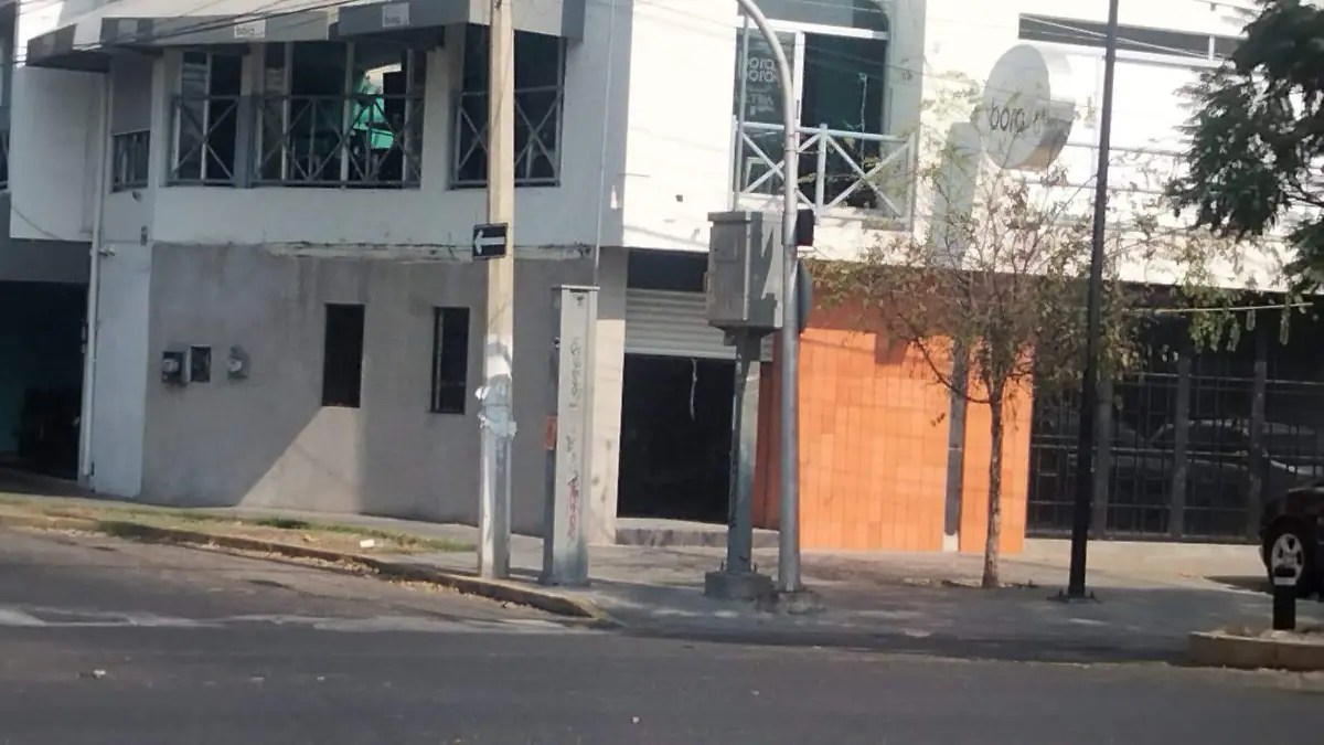 e43b3bda-accc-4e88-8dd2-d872e3f00d7d